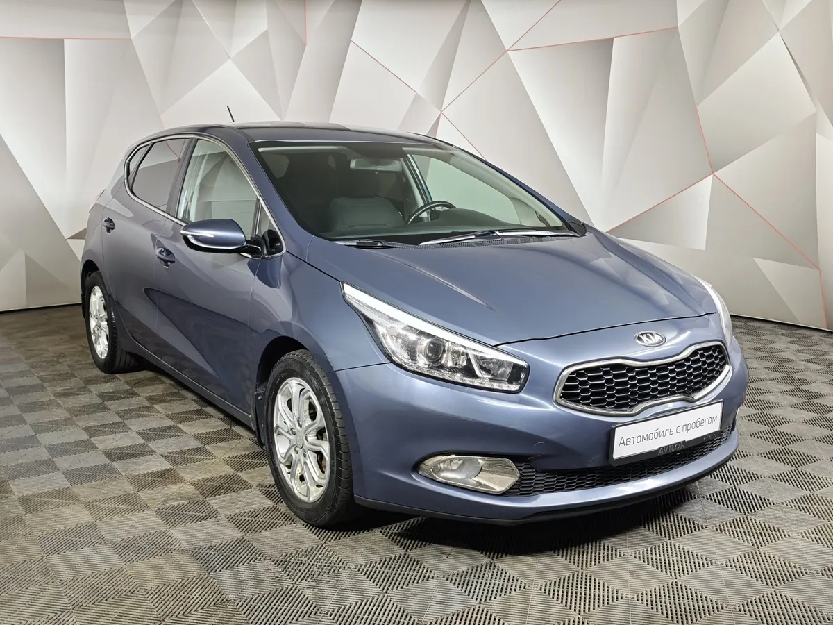 Kia Ceed 1.6 AT (129 л.с.) Синий в АВИЛОН. Слайд №3