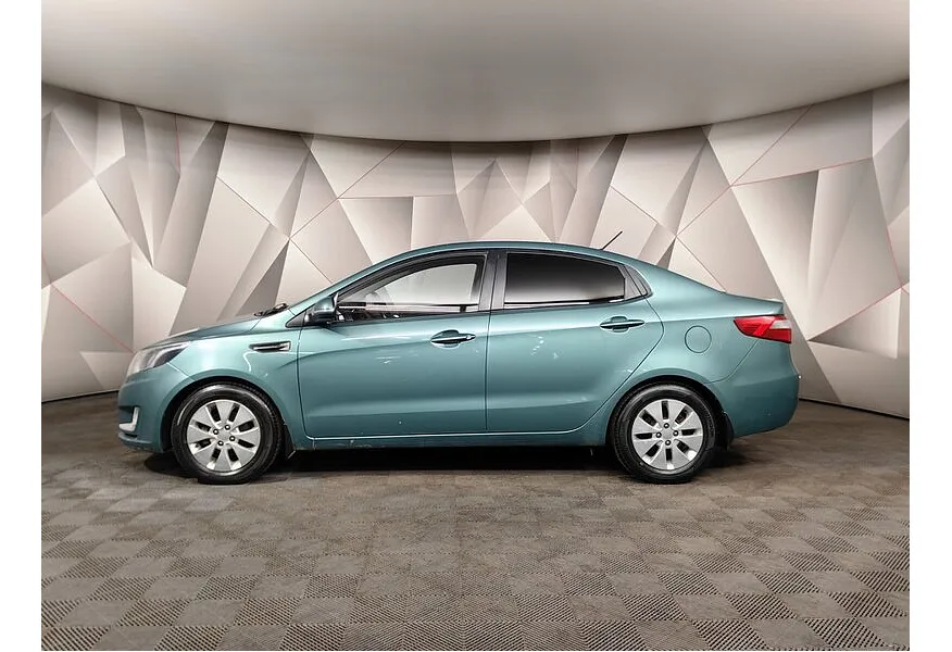 Kia Rio 1.6 AT (123 л.с.) Зеленый в АВИЛОН. Слайд №5