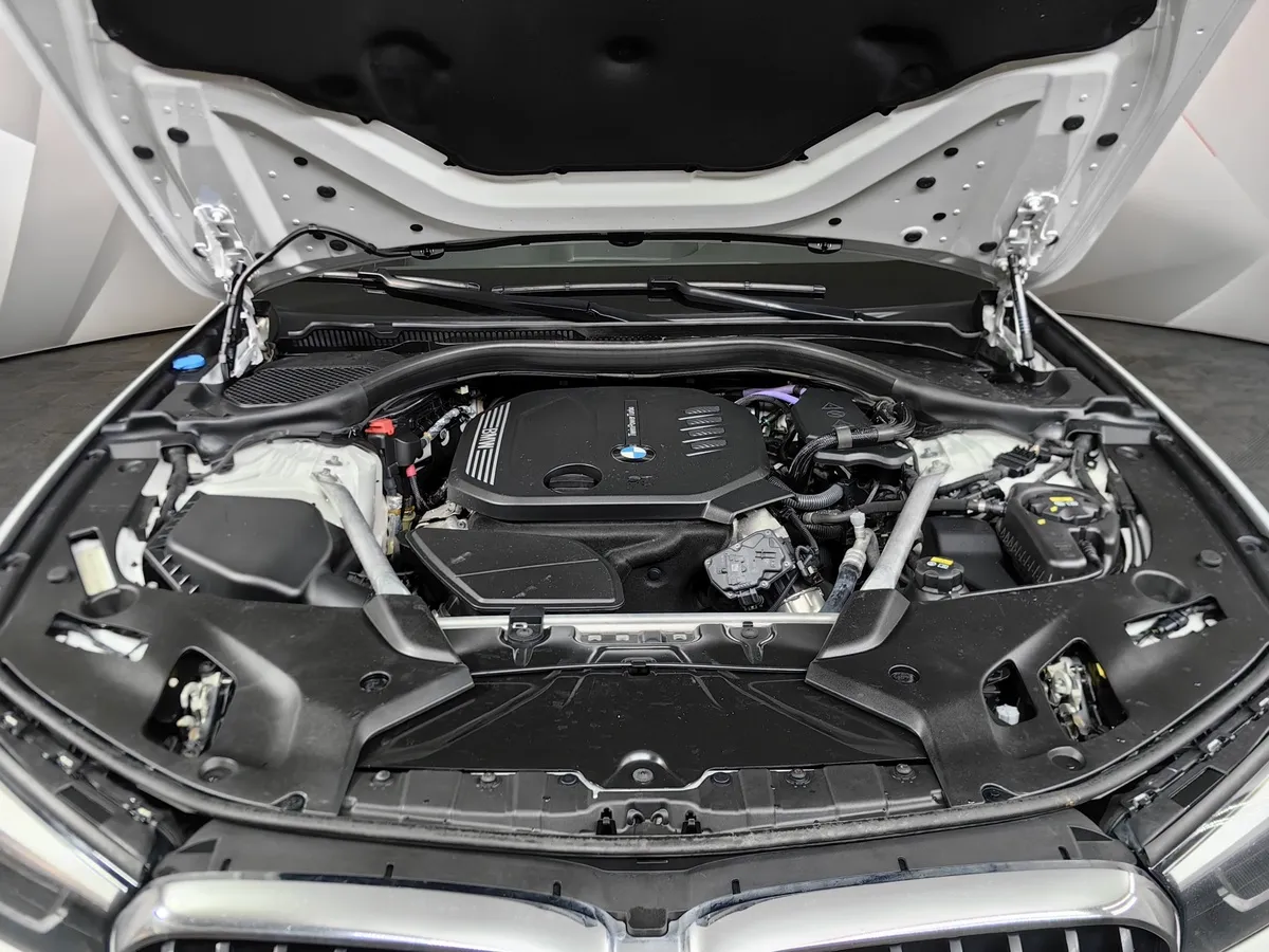 BMW 5 серия 520d Steptronic (190 л.с.) Белый в АВИЛОН. Слайд №10