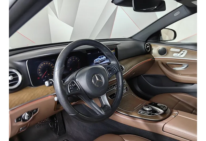 Mercedes-Benz E-Класс E 400 d 4MATIC 9G-TRONIC (333 л.с.) Luxury Зеленый в АВИЛОН. Слайд №19