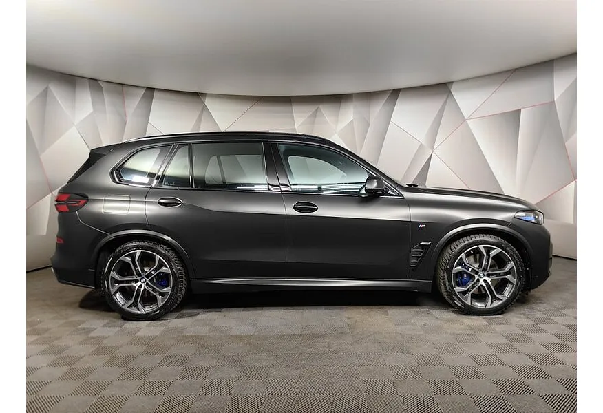BMW X5 XDrive40i Steptronic (381 л.с.) Черный в АВИЛОН. Слайд №6 BMW X5 XDrive40i Steptronic (381 л.с.) Черный в АВИЛОН. Слайд №6