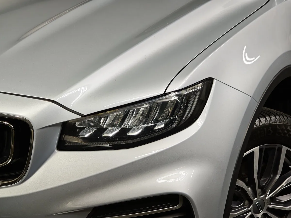 Geely Atlas Pro 1.5T 7DCT AWD (177 л.с.) Flagship+ Серый в АВИЛОН. Слайд №10