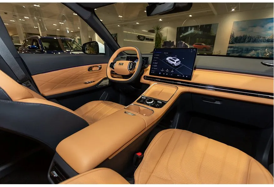 Geely EX5 EM-i 1.5 PHEV DHT FWD (218 л.с.) Max Серый в АВИЛОН. Слайд №2