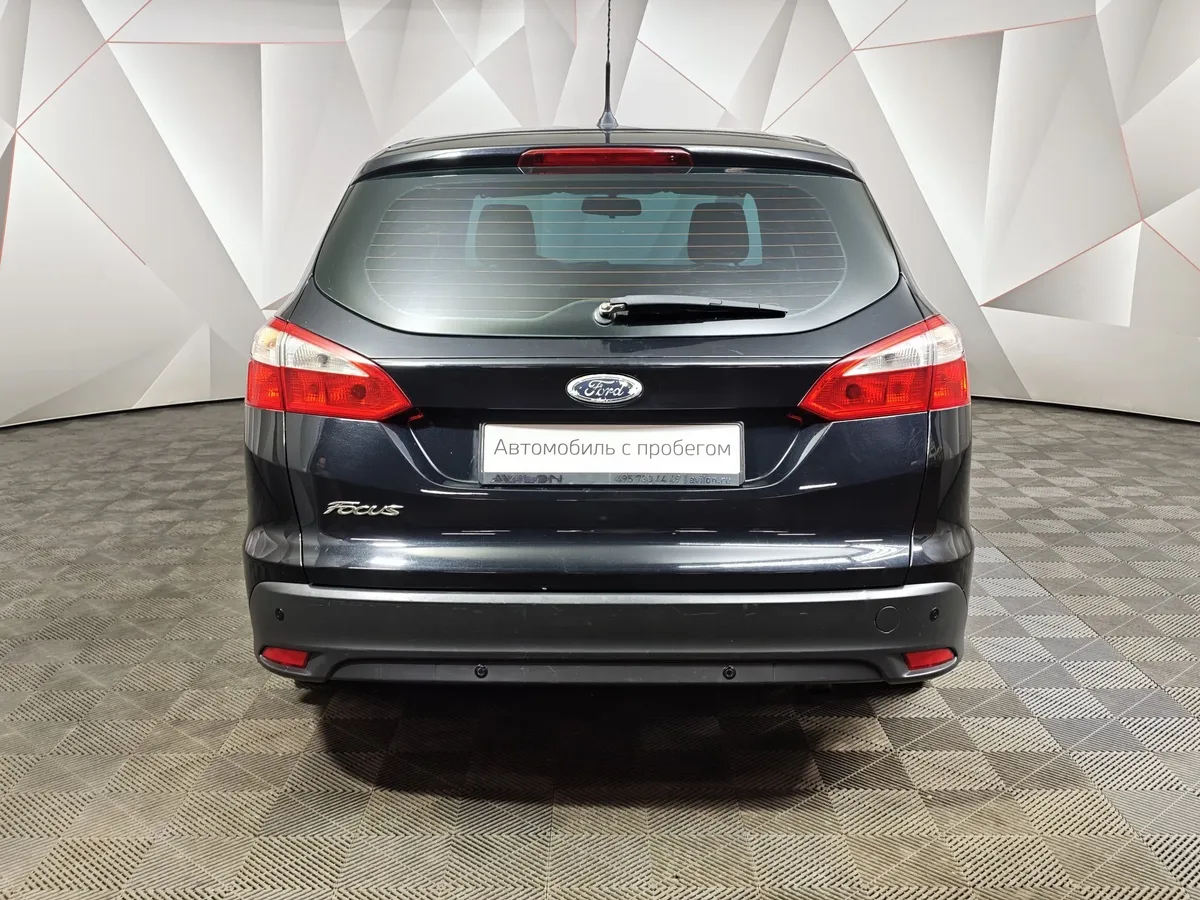 Ford Focus 1.6 MT (125 л.с.) Trend Черный в АВИЛОН. Слайд №8