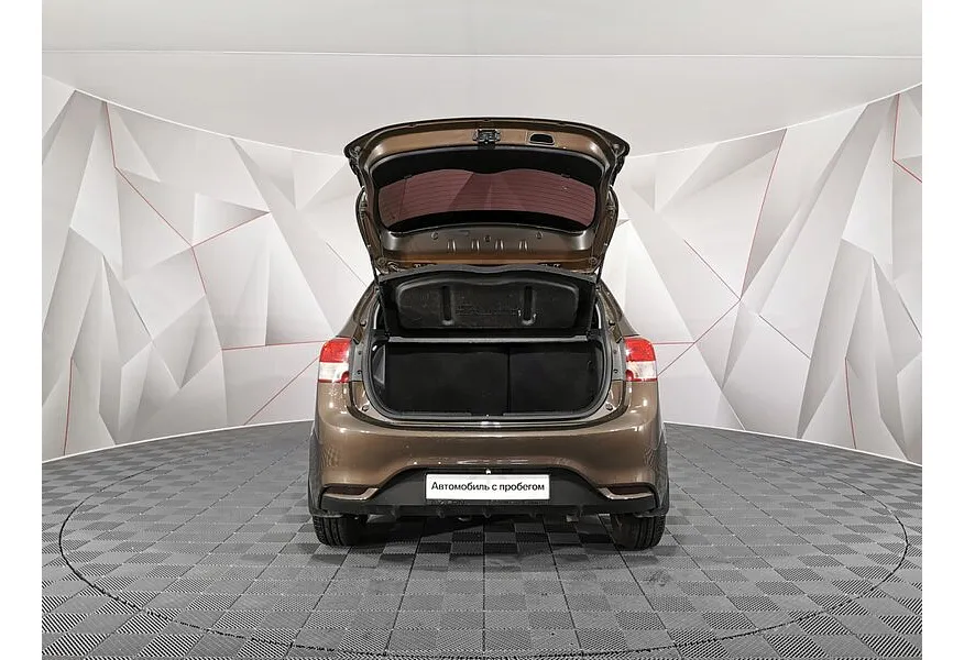 LIVE. Слайд №18