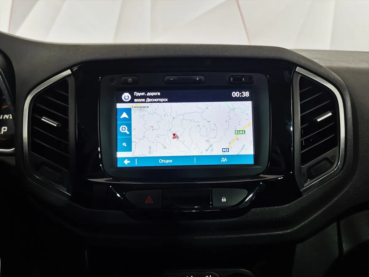 ВАЗ (Lada) XRAY Cross 1.6 CVT (113 л.с.) Белый в АВИЛОН. Слайд №20