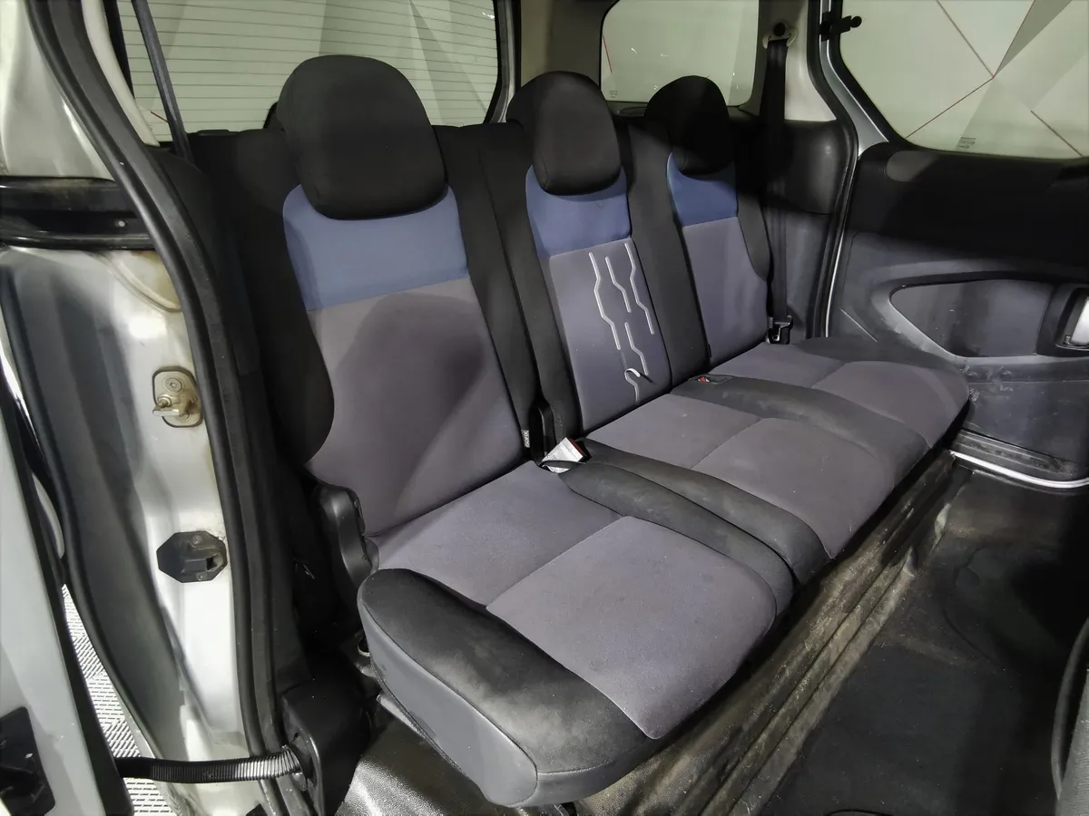 Peugeot Partner 1.6 MT (120 л.с.) Серебристый в АВИЛОН. Слайд №15