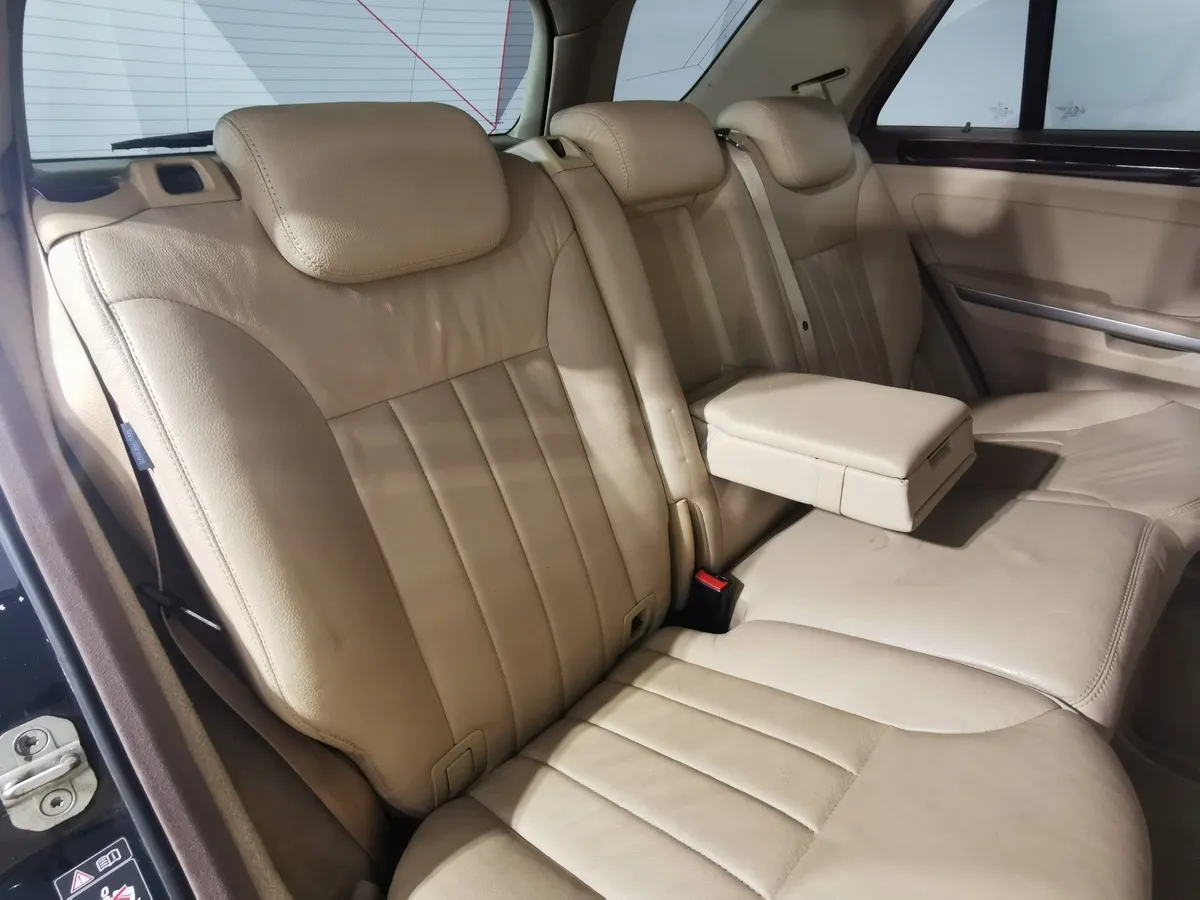 Mercedes-Benz M-Класс ML 350 7G-Tronic (272 л.с.) Черный в АВИЛОН. Слайд №15