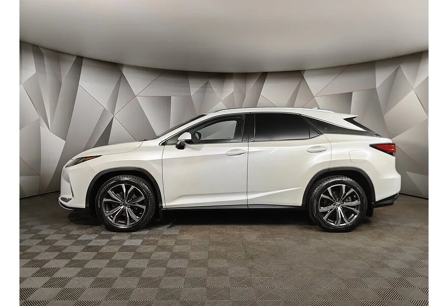 Lexus RX 2.0 AT AWD (238 л.с.) Executive Белый в АВИЛОН. Слайд №5