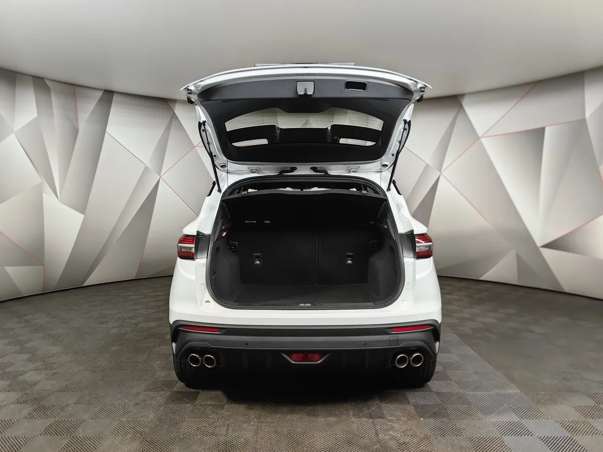 Geely Coolray 1.5T 7DCT 2WD (150 л.с.) Flagship Белый в АВИЛОН. Слайд №12