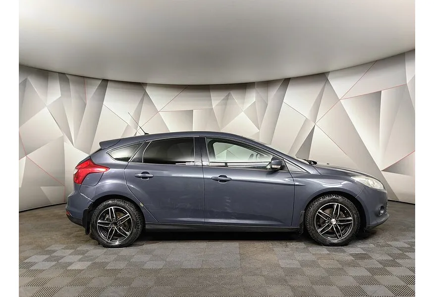 Ford Focus 1.6 MT (105 л.с.) Trend Серый в АВИЛОН. Слайд №6