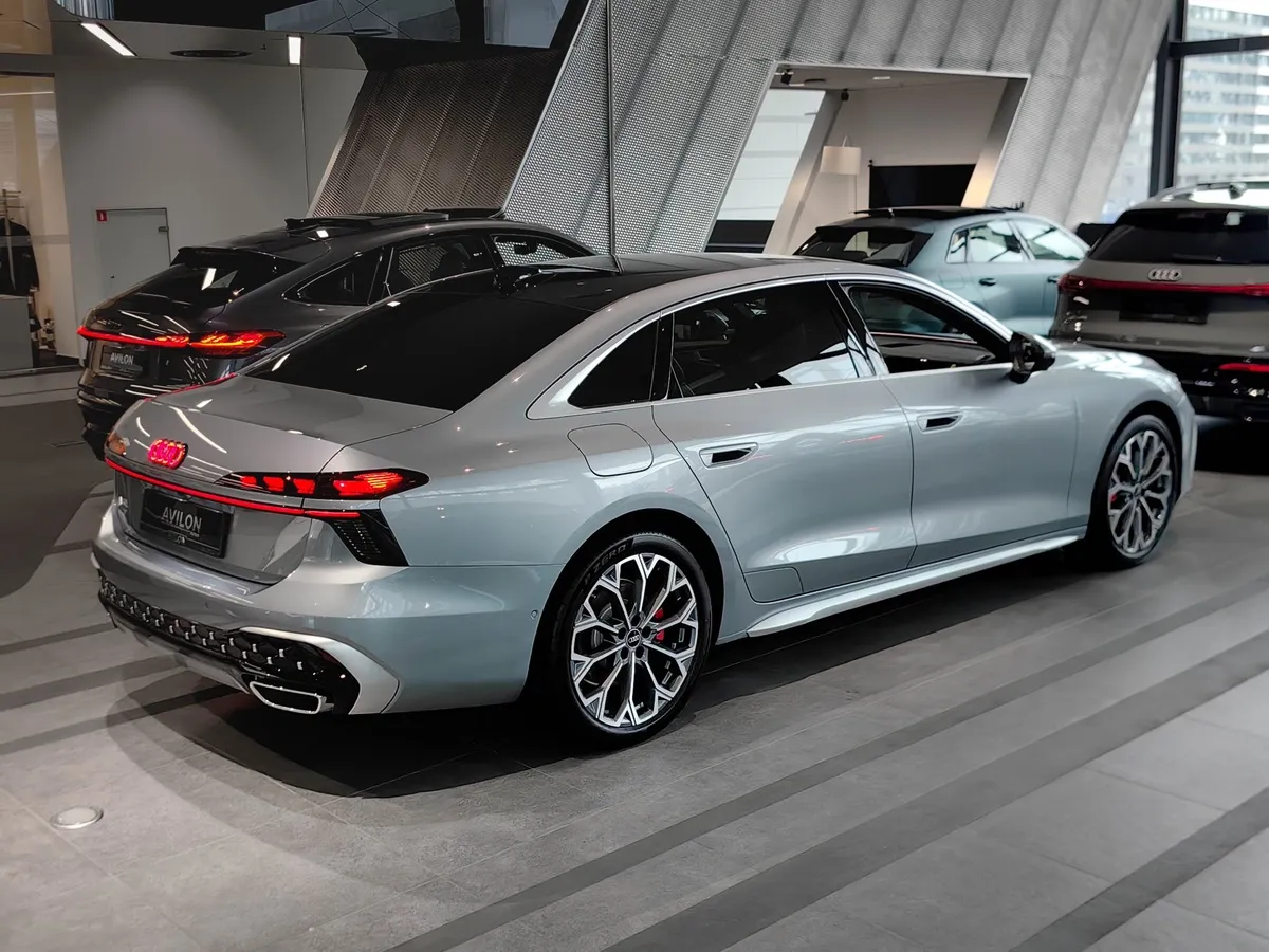 Audi A6 2.0 TFSI tiptronic quattro (272 л.с.) Серебристый в АВИЛОН. Слайд №4