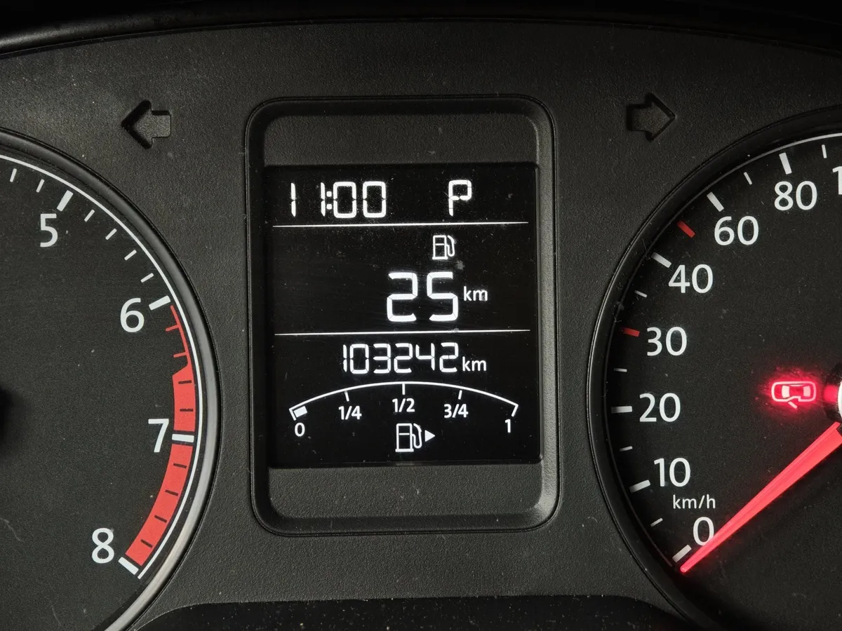 Volkswagen Polo 1.6 MPI MT (110 л.с.) Allstar Белый в АВИЛОН. Слайд №18