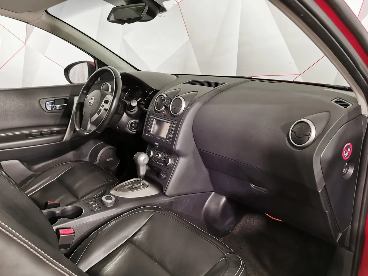 Nissan Qashqai + 2 2.0 CVT AWD (141 л.с.) Красный в АВИЛОН. Слайд №12