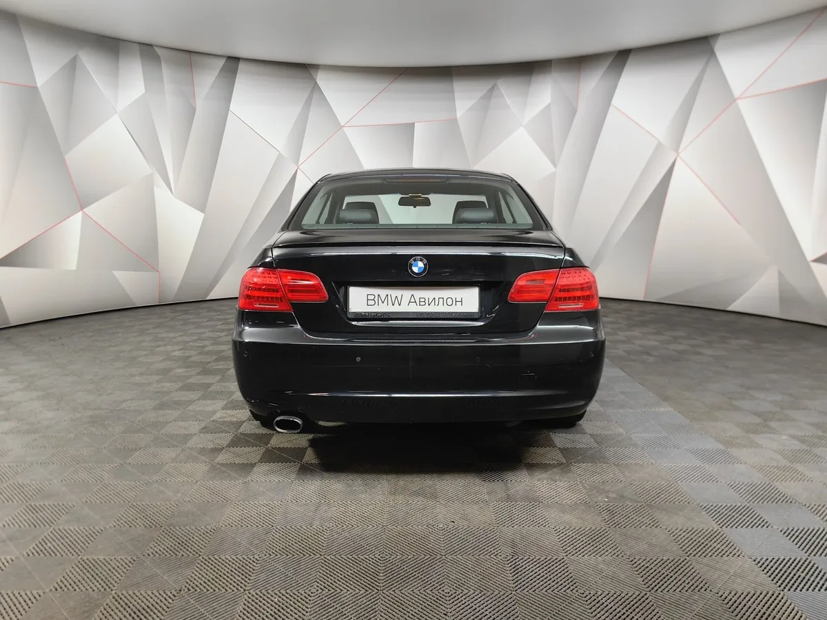 BMW 3 серия 320i AT (156 л.с.) Черный в АВИЛОН. Слайд №4