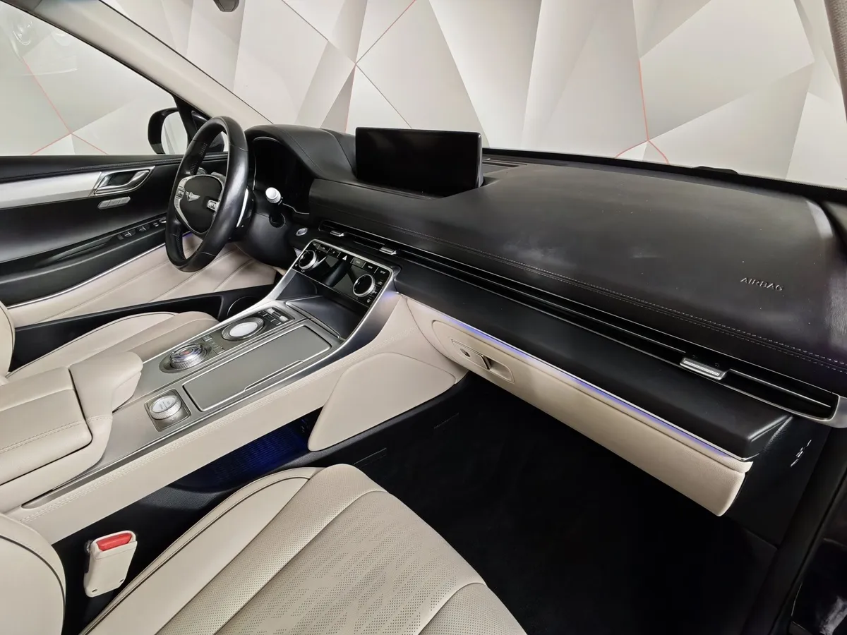 Genesis GV80 2.5 T-GDI 8AT 4WD (249 л.с.) Premium + Comfort Черный в АВИЛОН. Слайд №13