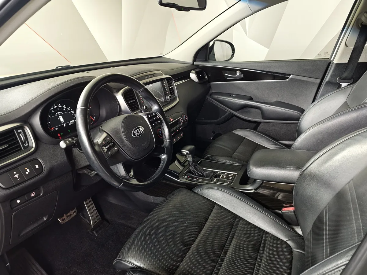 Kia Sorento 2.2 CRDi AT AWD (200 л.с.) Premium Белый в АВИЛОН. Слайд №19