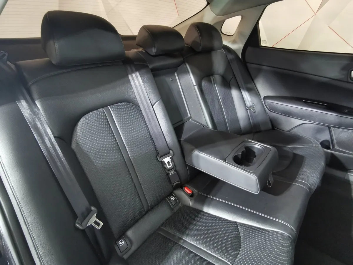 Kia Optima 2.0 T AT (245 л.с.) GT Черный в АВИЛОН. Слайд №16
