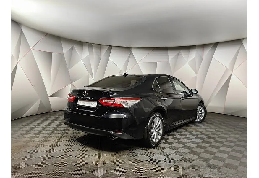 Toyota Camry 2.5 AT (181 л.с.) Стандарт Черный в АВИЛОН. Слайд №8