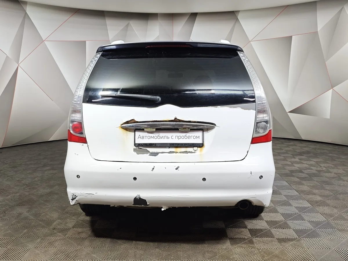 Mitsubishi Grandis 2.4 AT 4WD (165 л.с.) Белый в АВИЛОН. Слайд №7