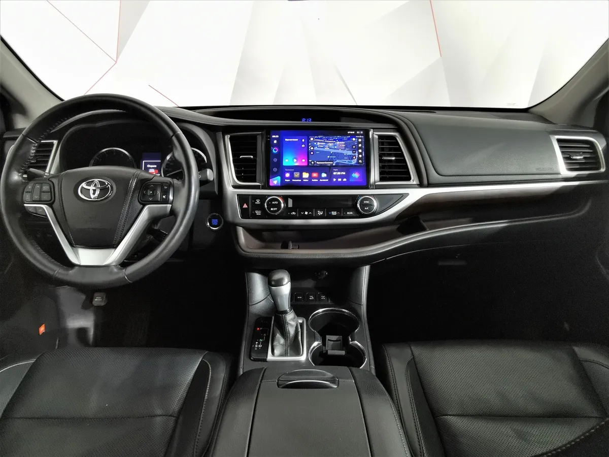 Toyota Highlander 3.5 AT AWD (249 л.с.) Престиж Черный в АВИЛОН. Слайд №20