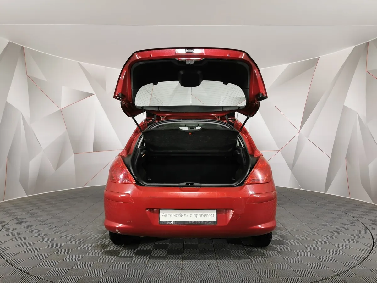 Peugeot 308 1.6 VTi AT (120 л.с.) Красный в АВИЛОН. Слайд №9