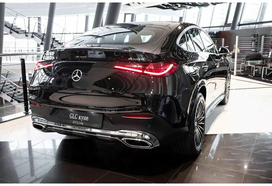 Mercedes-Benz GLC Купе 300 9G-TRONIC 4MATIC (272 л.с.) Черный в АВИЛОН. Слайд №4