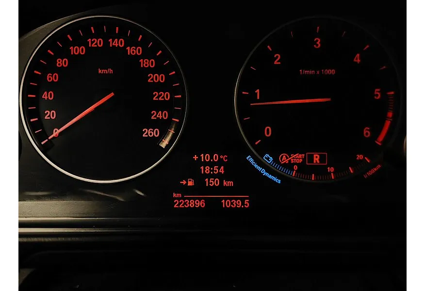 BMW 5 серия 525d xDrive AT (218 л.с.) Коричневый в АВИЛОН. Слайд №13