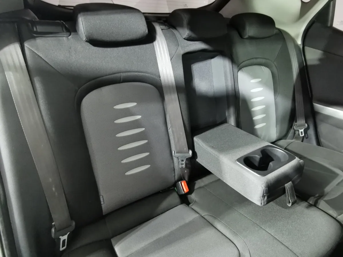 Kia Ceed 1.6 MT (130 л.с.) Classic Коричневый в АВИЛОН. Слайд №16