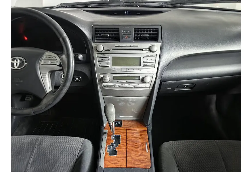 Toyota Camry 2.4 VVT-i AT (167 л.с.) Черный в АВИЛОН. Слайд №13