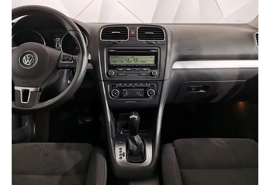 Volkswagen Golf 1.6 DSG (102 л.с.) Trendline Серебристый в АВИЛОН. Слайд №14