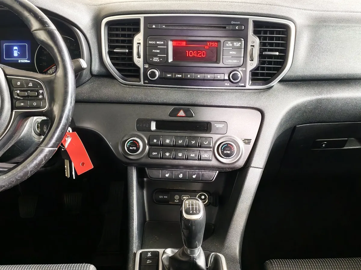 Kia Sportage 2.0 AT 4WD (150 л.с.) Comfort Черный в АВИЛОН. Слайд №15