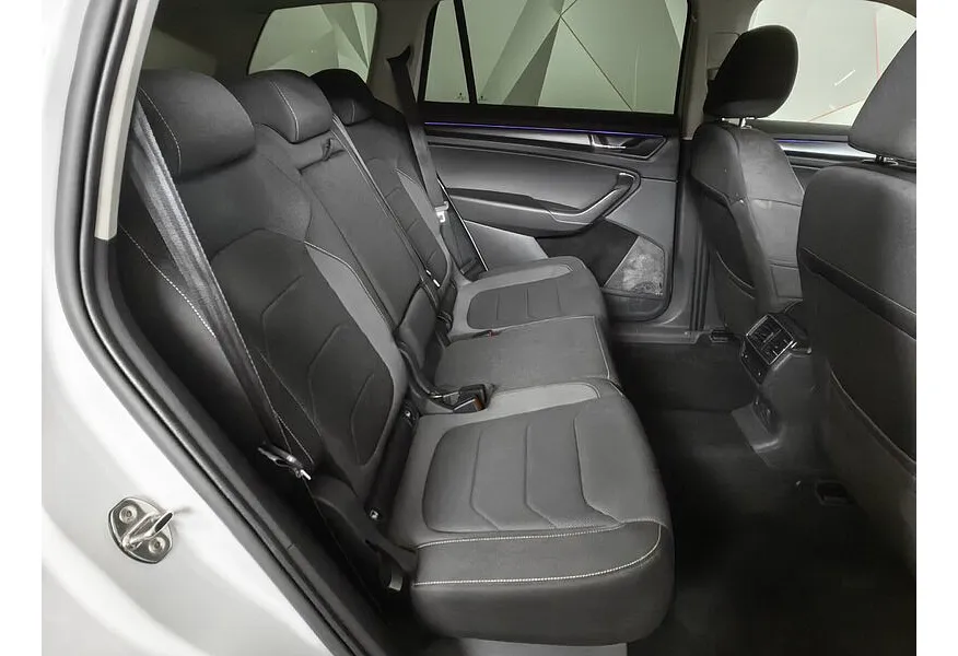 Skoda Kodiaq 1.4 TSI DSG 4X4 (150 л.с.) Белый в АВИЛОН. Слайд №15