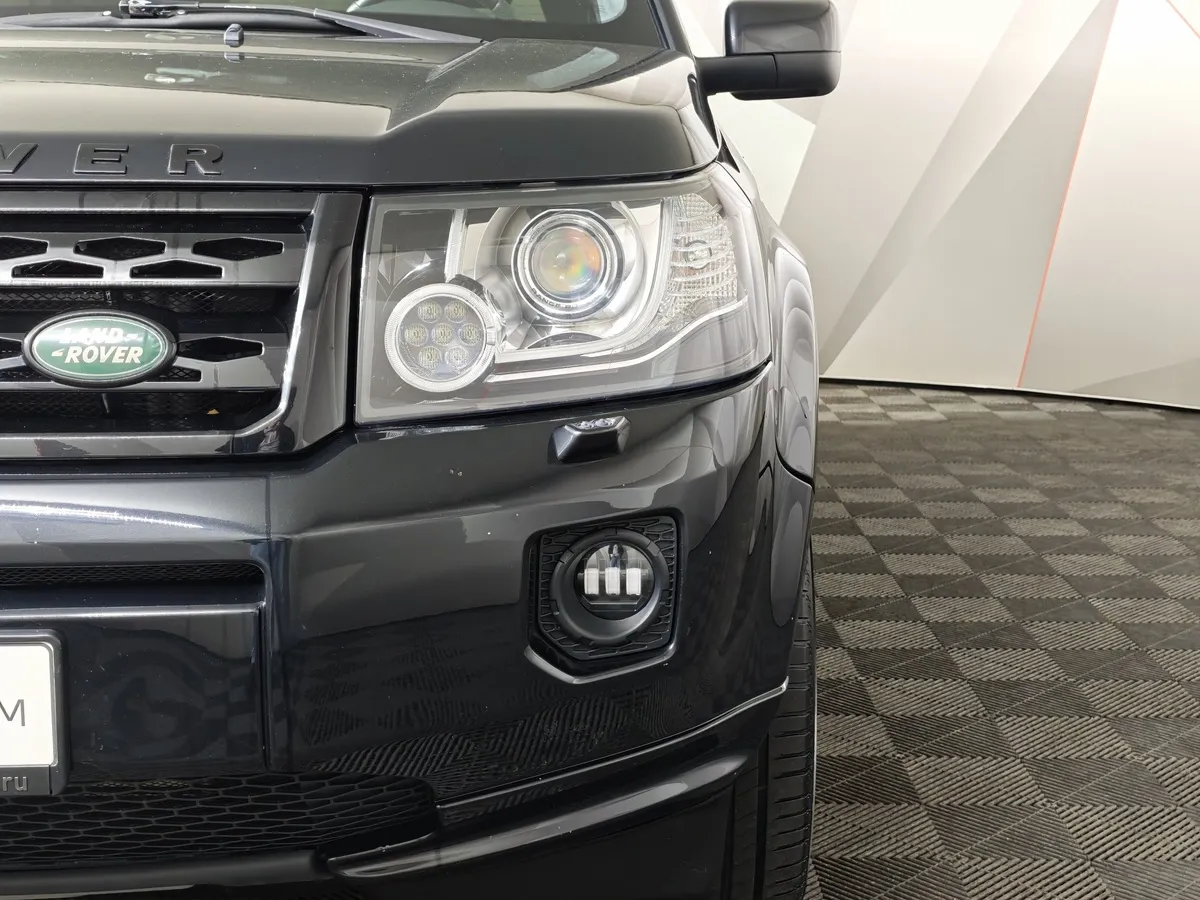 Land Rover Freelander 2.2 SD4 AT 4WD (190 л.с.) HSE Черный в АВИЛОН. Слайд №10