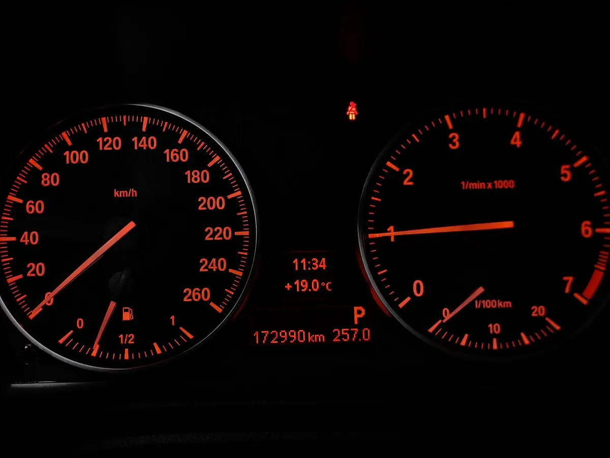 BMW 3 серия 320i AT (156 л.с.) Черный в АВИЛОН. Слайд №13