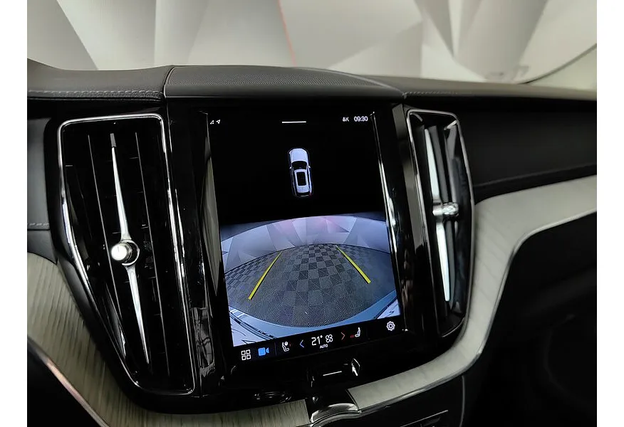 Volvo XC60 2.0 T5 AT AWD (249 л.с.) Inscription Серый в АВИЛОН. Слайд №21