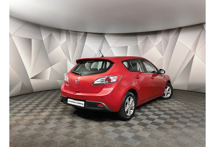 Mazda 3 1.6 AT (105 л.с.) Красный в АВИЛОН. Слайд №2