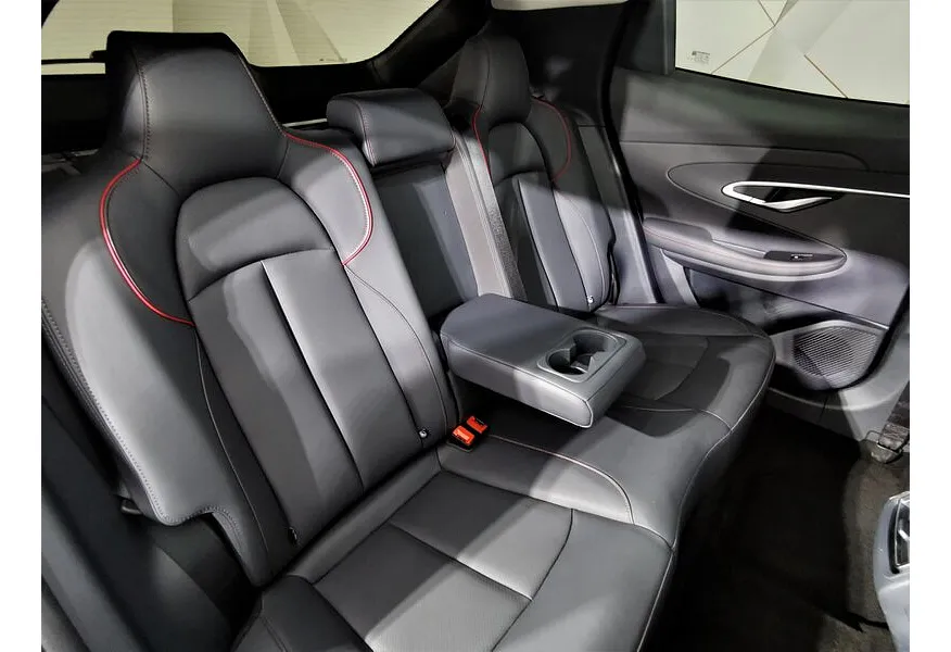 Changan UNI-T 1.5T 7DCT (181 л.с.) Tech Белый в АВИЛОН. Слайд №17