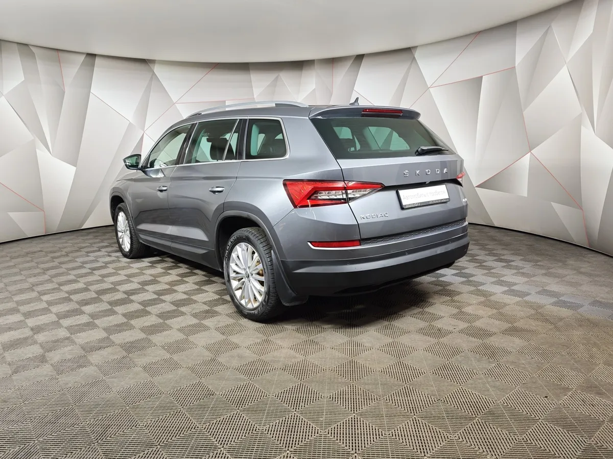 Skoda Kodiaq 2.0 TSI DSG 4WD (180 л.с.) Style Plus Серый в АВИЛОН. Слайд №4