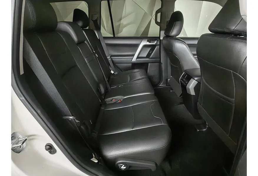 АВИЛОН - Toyota Land Cruiser Prado 2.8 D AT 4WD (5 мест) (177 л.с.) Комфорт Белый - slide 14