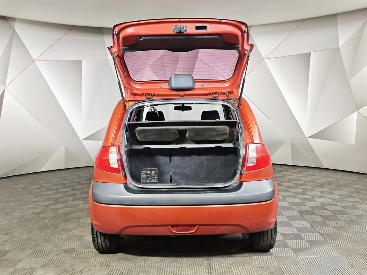 Hyundai Getz 1.4 MT (97 л.с.) Красный в АВИЛОН. Слайд №11