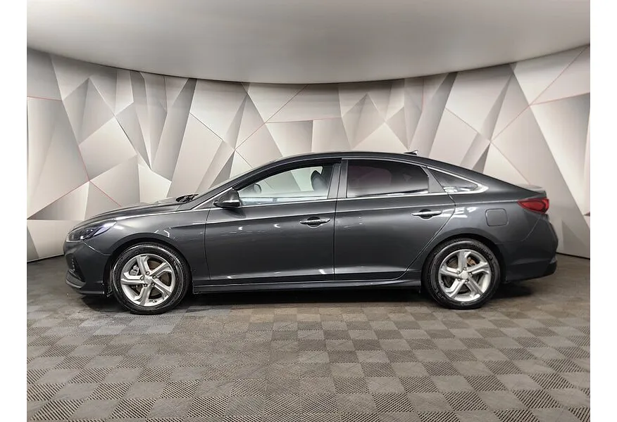 LIVE. Слайд №3