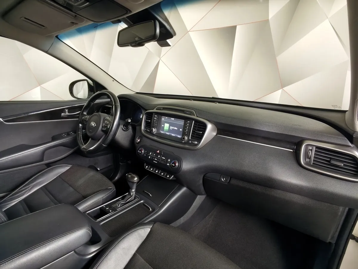 Kia Sorento 2.2 D AT AWD (5 мест) (200 л.с.) Prestige Белый в АВИЛОН. Слайд №13