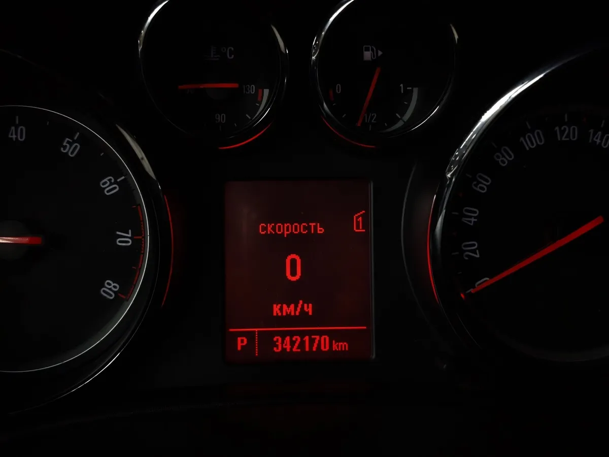 Opel Astra 1.4 Turbo AT (140 л.с.) Серый в АВИЛОН. Слайд №16