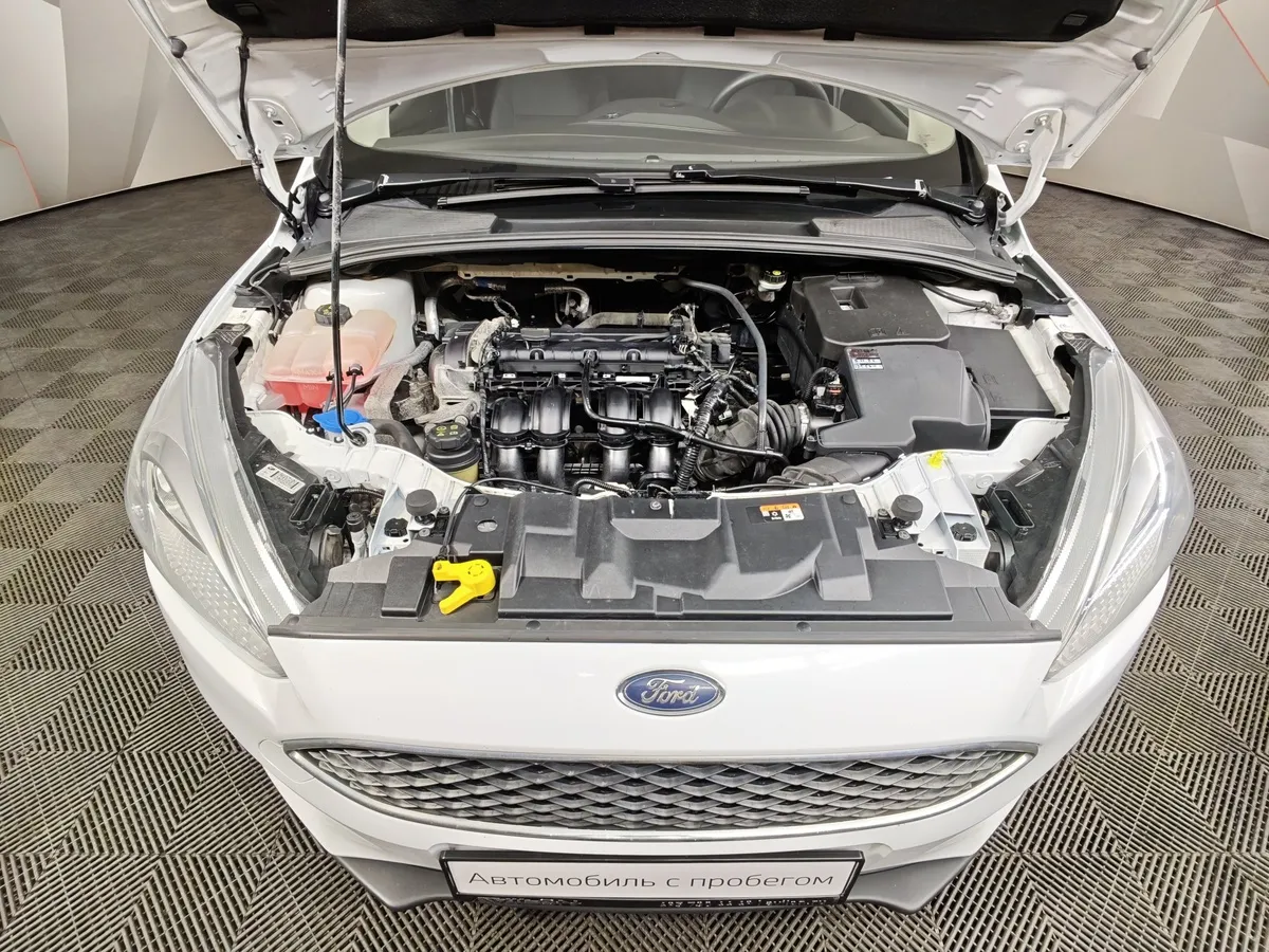 Ford Focus 1.6 MT (105 л.с.) Trend Белый в АВИЛОН. Слайд №11