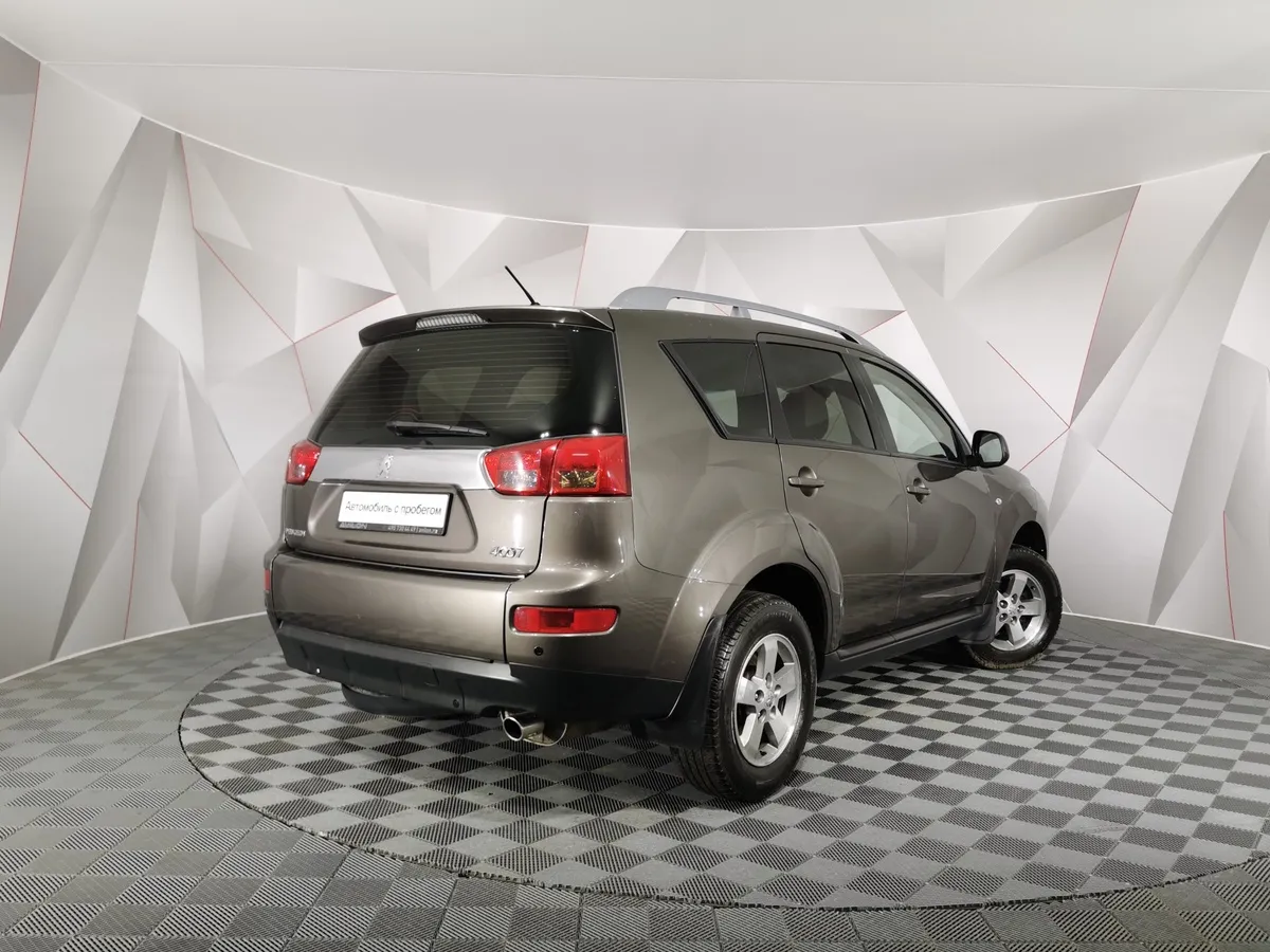 Peugeot 4007 2.4 CVT 4x4 (170 л.с.) Коричневый в АВИЛОН. Слайд №2