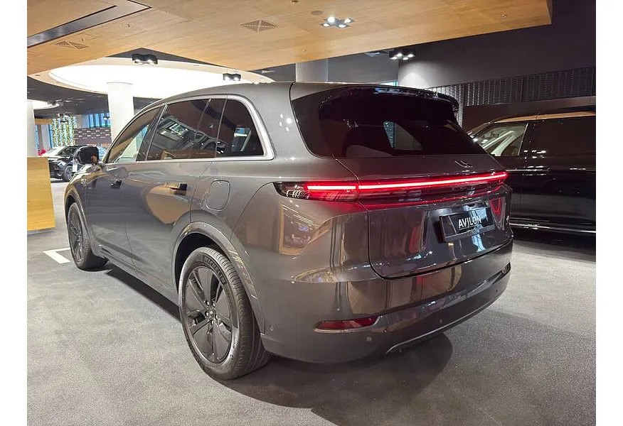 АВИЛОН - Li Auto L7 1.5 AT 4WD (449 л.с.) Ultra Серый - slide 0