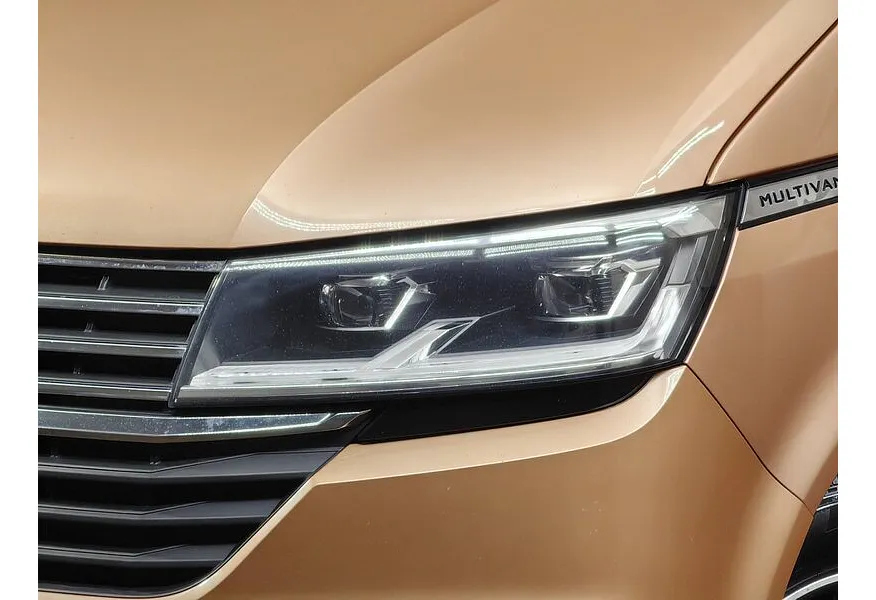 Volkswagen Multivan 2.0 biTDI DSG 4 MOTION (180 л.с.) Highline Коричневый в АВИЛОН. Слайд №10