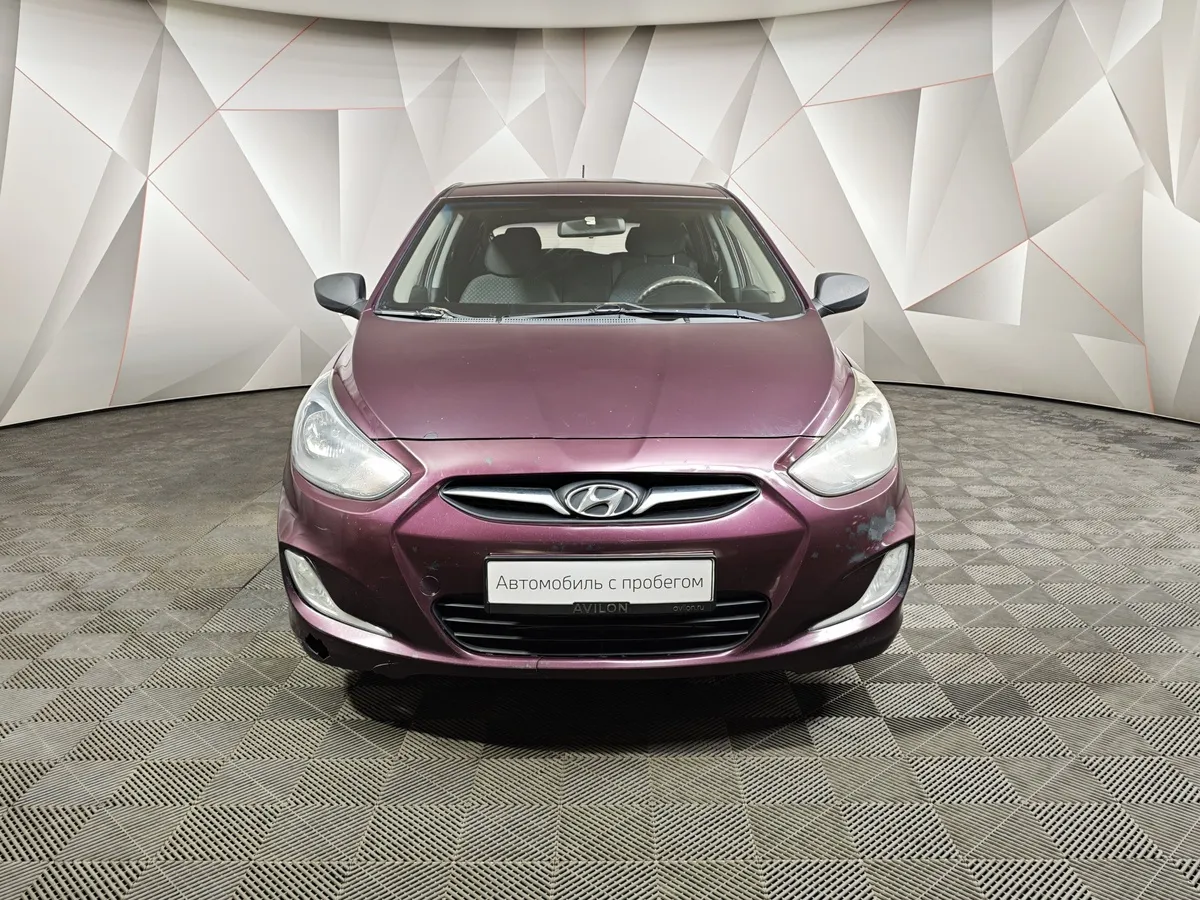Hyundai Solaris 1.4 AT (100 л.с.) Comfort Фиолетовый в АВИЛОН. Слайд №7