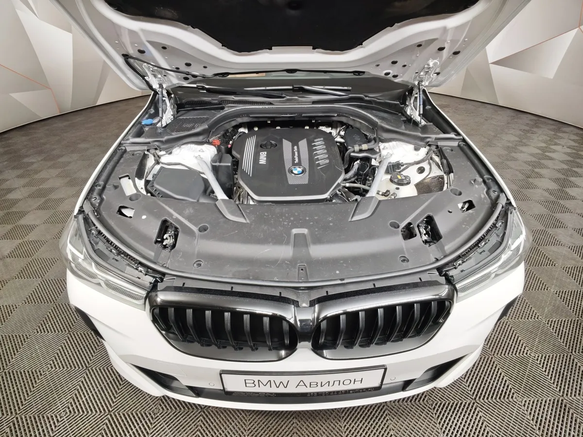 BMW 6 серия 630d xDrive Steptronic (249 л.с.) M Sport Pro Белый в АВИЛОН. Слайд №10